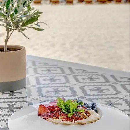 Elia Mykonos